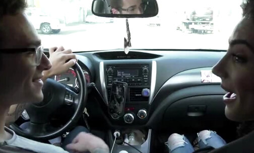 Horny dude brings the TS hitch hiker his place and fucks her ass