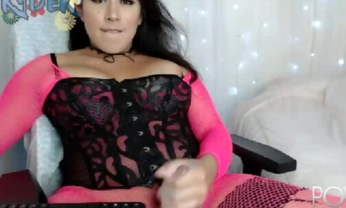 Chubby lingerie tgirl plays online