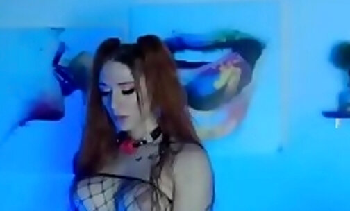 Solo Trap Babe Dildoing Her Tight Butthole